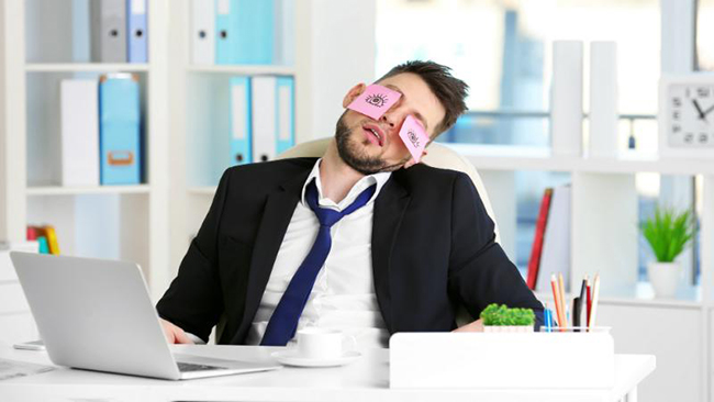 رفع خستگی در محیط کار - راه های مناسب جهت رفع خستگی در محیط کار
